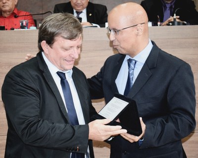 Sessão Solene em comemoração a aprovação da CFEM.jpg