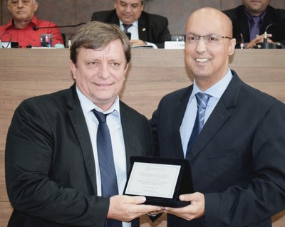 Sessão Solene em comemoração a aprovação da CFEM.jpg