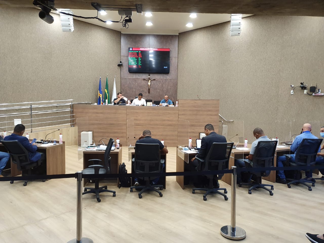 Aprovado em 1ª discussão, PL do vale-refeição para servidores da Prefeitura