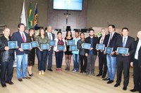 Câmara entrega honrarias em Sessão Solene. 