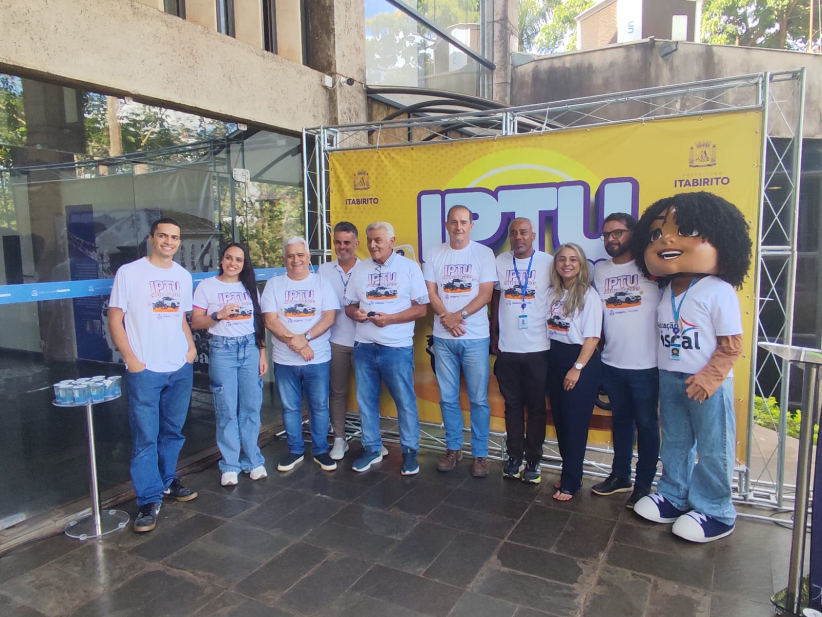 Ganhadores do IPTU Premiado 2025 recebem veículos em campanha criada por lei aprovada na Câmara de Itabirito