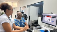 Idosa de 103 anos comparece ao CAC de Itabirito e se torna a pessoa mais velha atendida pelo serviço