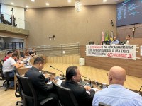 Manifestação pacífica de profissionais da enfermagem e novos PLs marcam reunião da Câmara de Itabirito