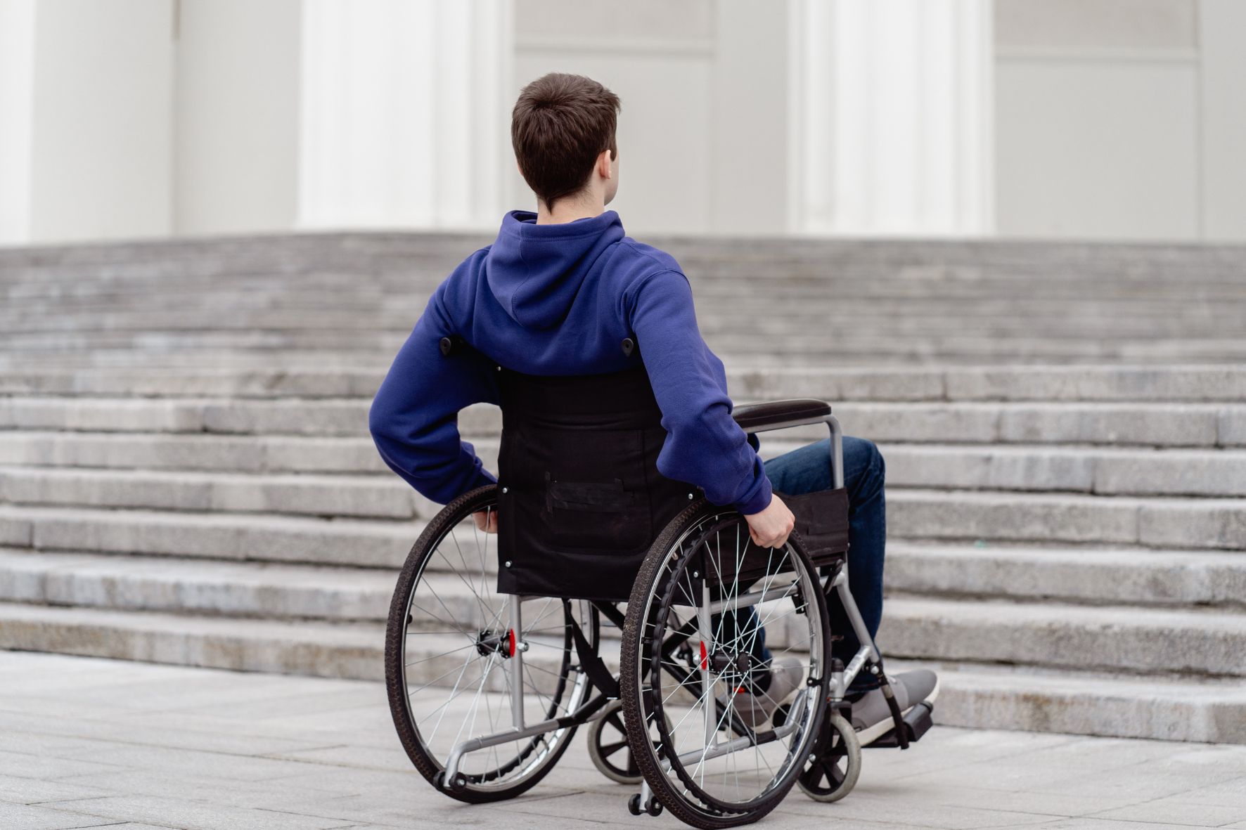 Nova lei amplia horário especial para servidores com deficiência em Itabirito