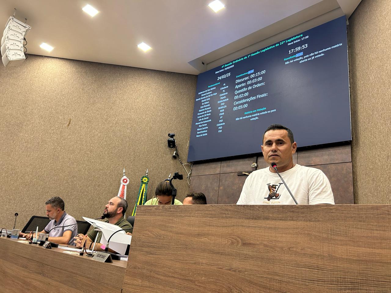 Presidente da Associação do Marzagão ocupa Tribuna da Câmara de Itabirito 