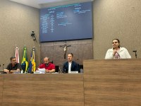 Reunião da Câmara de Itabirito discute programa de moradias populares e revisão do Plano Diretor