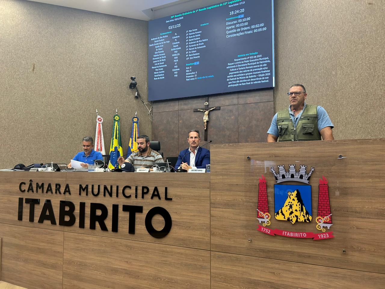 Secretário de Agronegócio destaca avanços da agricultura familiar e programas de incentivo na Câmara de Itabirito